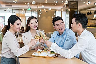 腾讯首次披露行业大模型进展：不追求参数高，希望成本预算可控